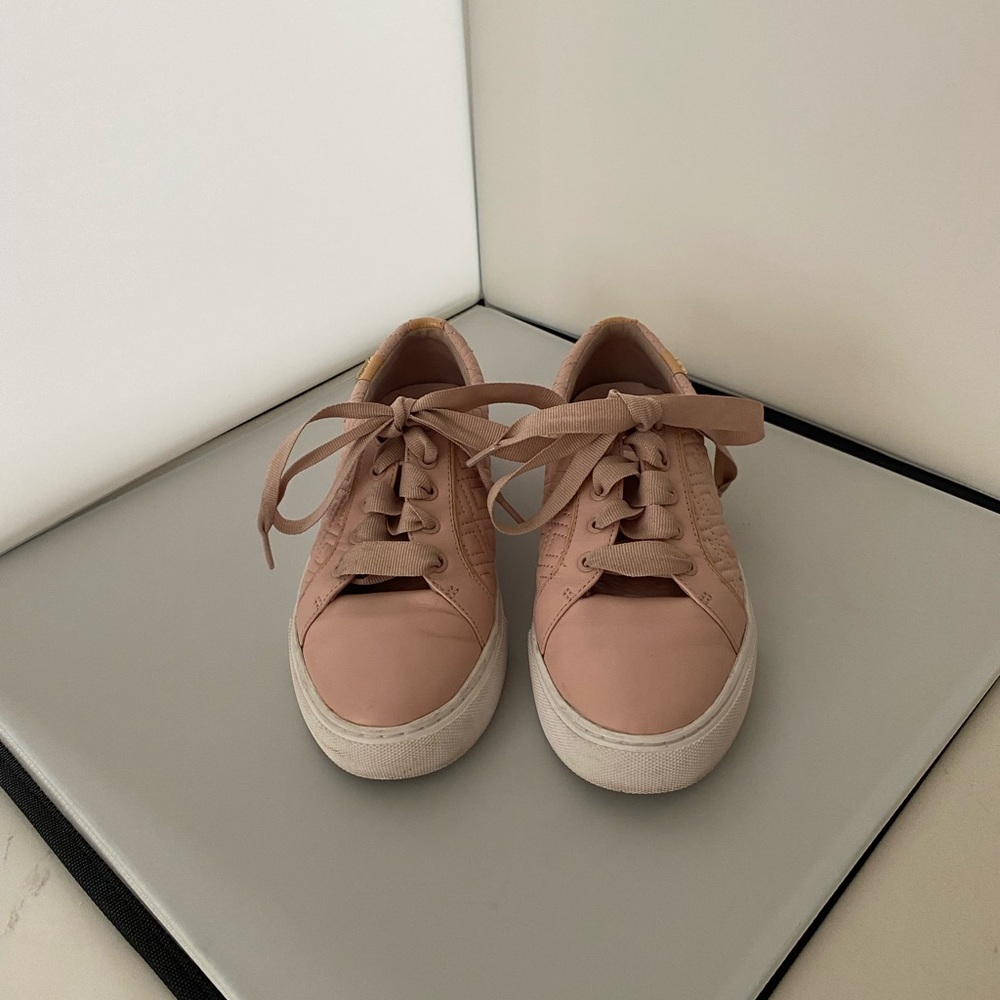 Tory Burch Blush Pink Lace-Up Leather Sneakers, Women’s Size 7.